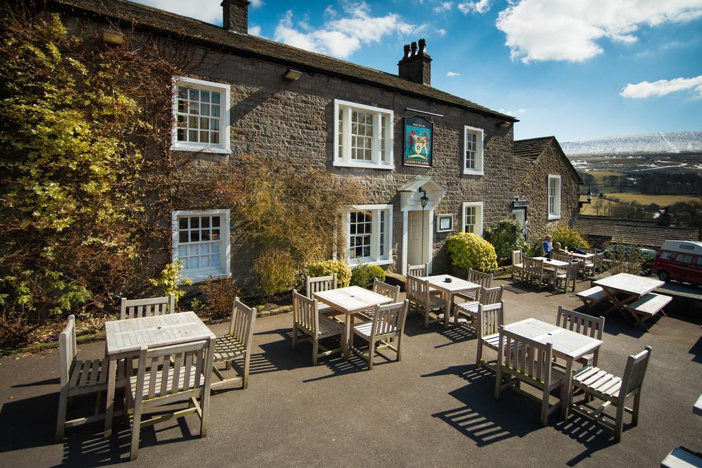 The Assheton Arms Hotel Clitheroe Bagian luar foto