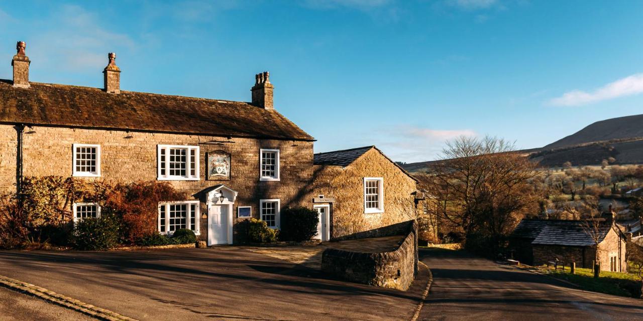 The Assheton Arms Hotel Clitheroe Bagian luar foto
