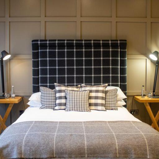 The Assheton Arms Hotel Clitheroe Bagian luar foto