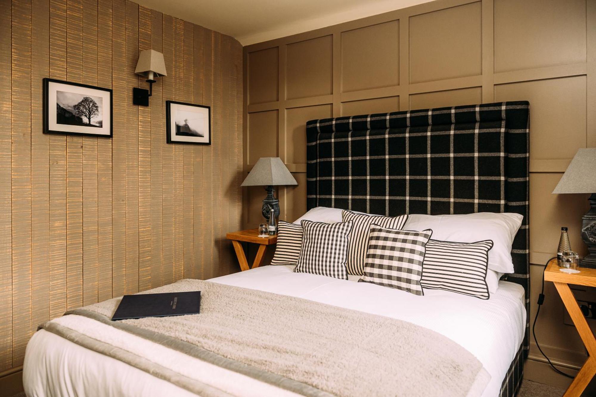 The Assheton Arms Hotel Clitheroe Bagian luar foto
