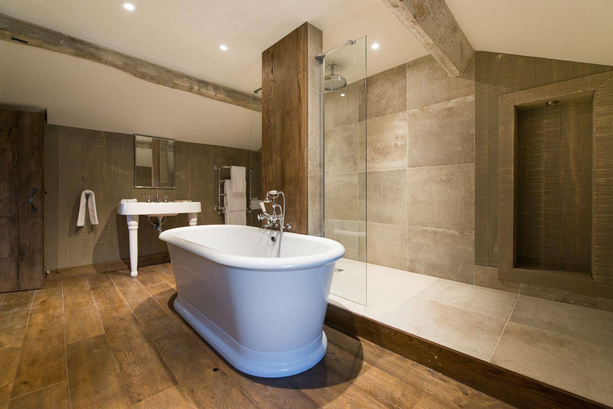 The Assheton Arms Hotel Clitheroe Bagian luar foto